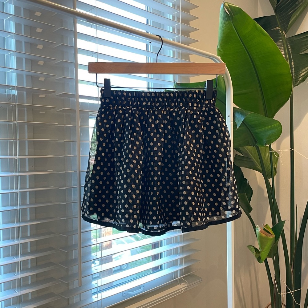 Forever 21 Black Mini Skirt w/ Tan Polka Dots